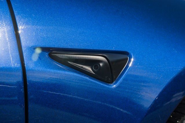 Used 2023 Tesla Model 3 Performance image 29