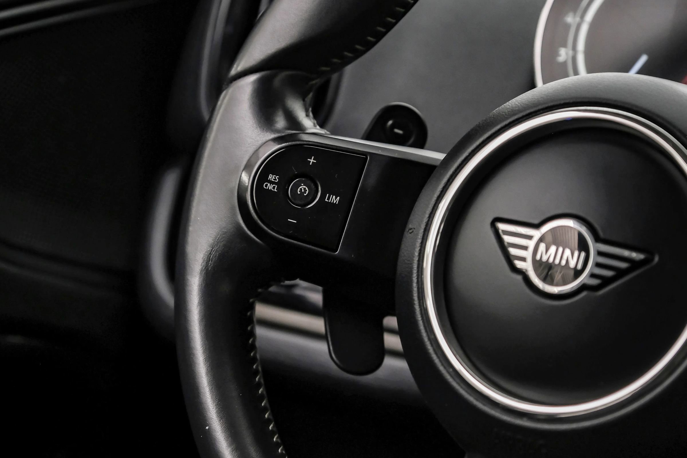Used 2023 MINI Cooper Countryman S FWD image 19
