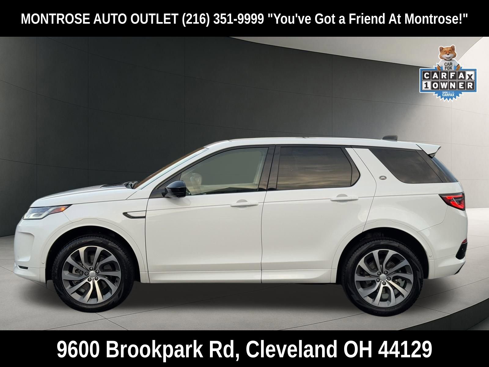 Used 2025 Land Rover Discovery Sport S image 4