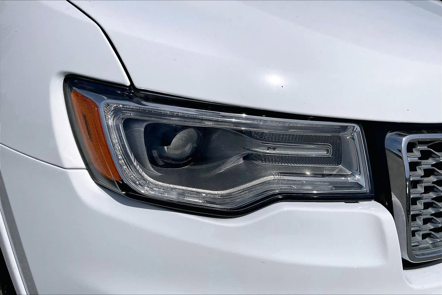 Used 2020 Jeep Grand Cherokee Overland image 26