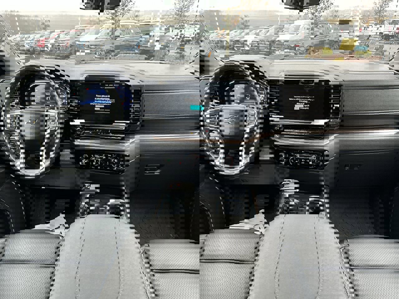 Used 2023 Chevrolet Silverado 1500 LT Trail Boss image 18