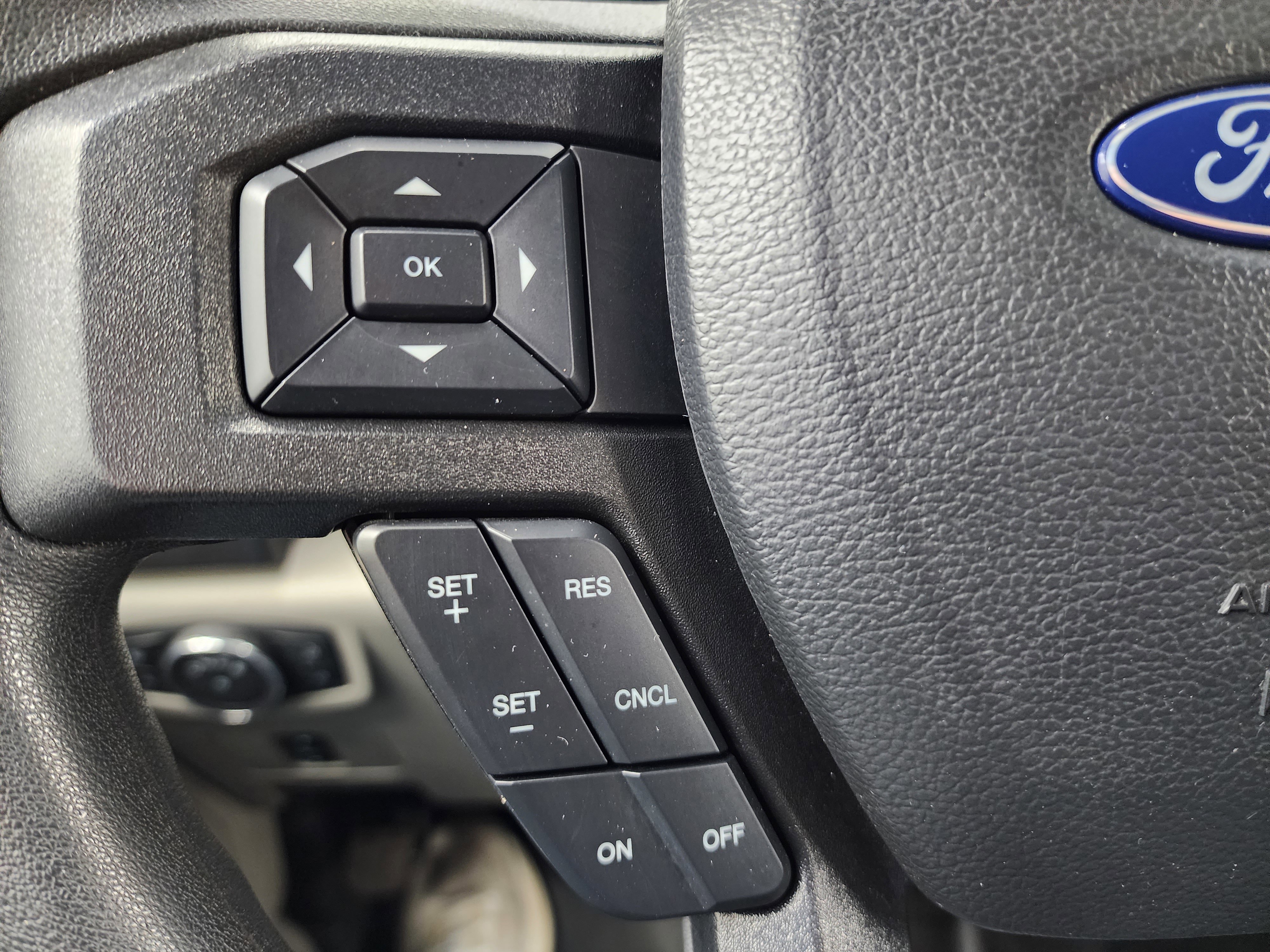 Used 2022 Ford F350 XLT w/ XLT Value Package image 17