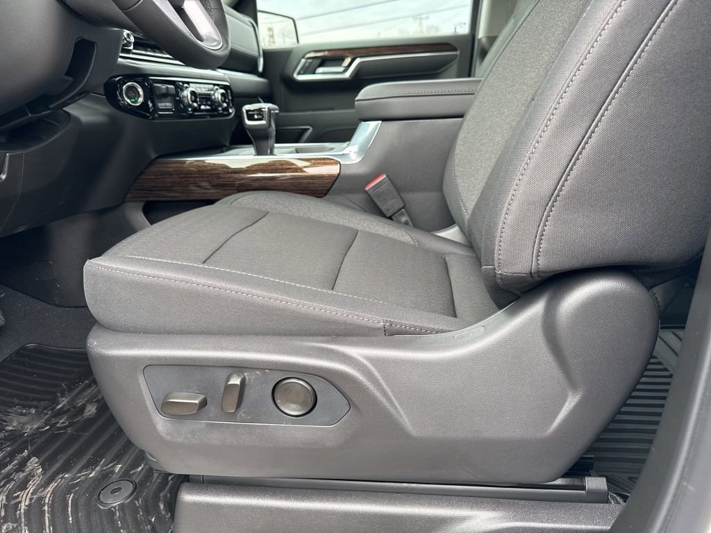 New 2026 GMC Sierra 1500 Elevation image 19