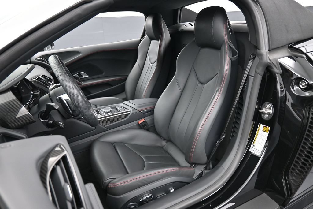 Used 2023 Audi R8 V10 performance w/ Carbon Exterior Package RWD image 5