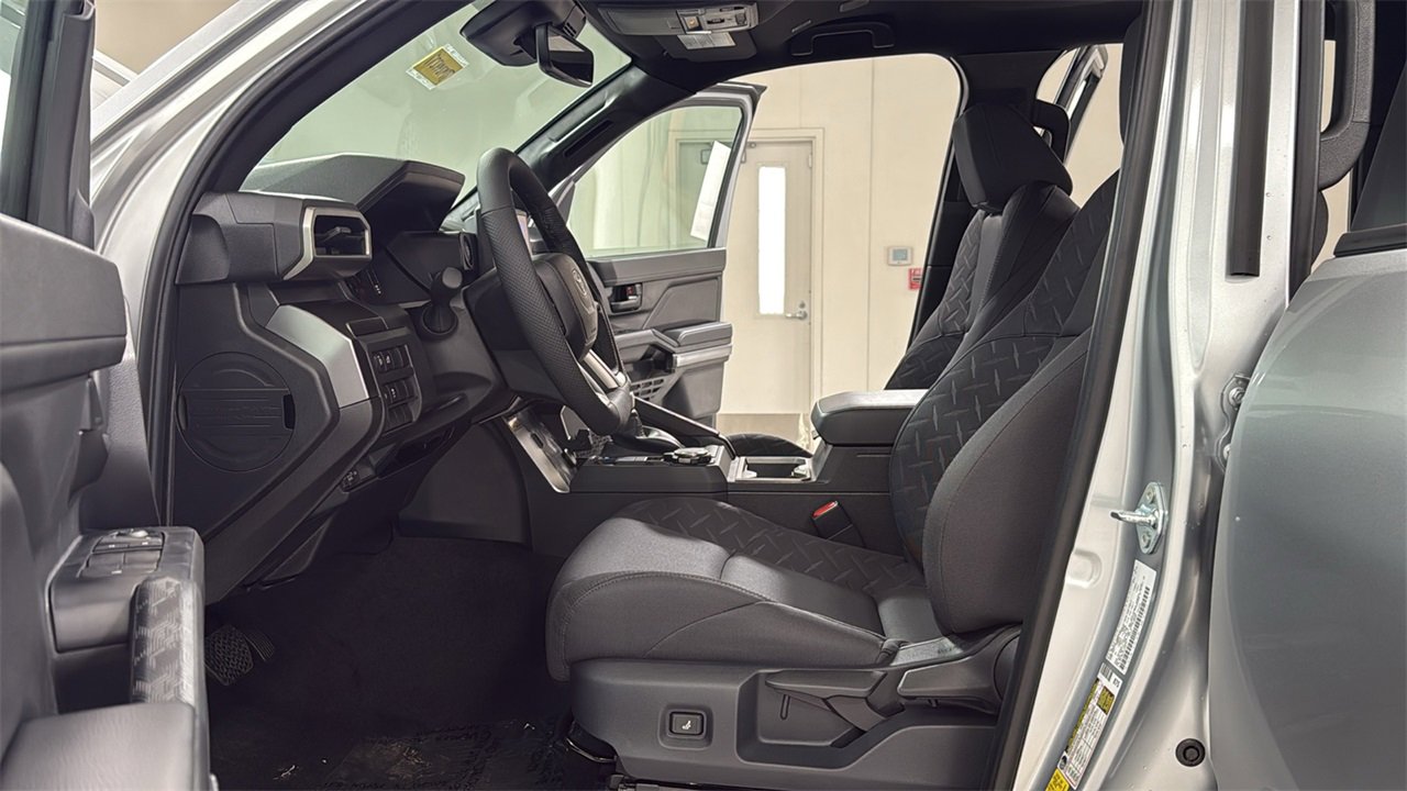 New 2026 Toyota Tacoma SR5 image 12