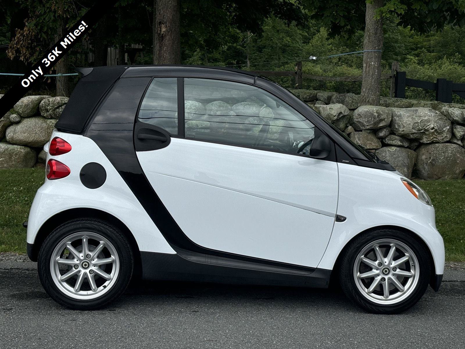 Used 2008 smart fortwo passion RWD image 2