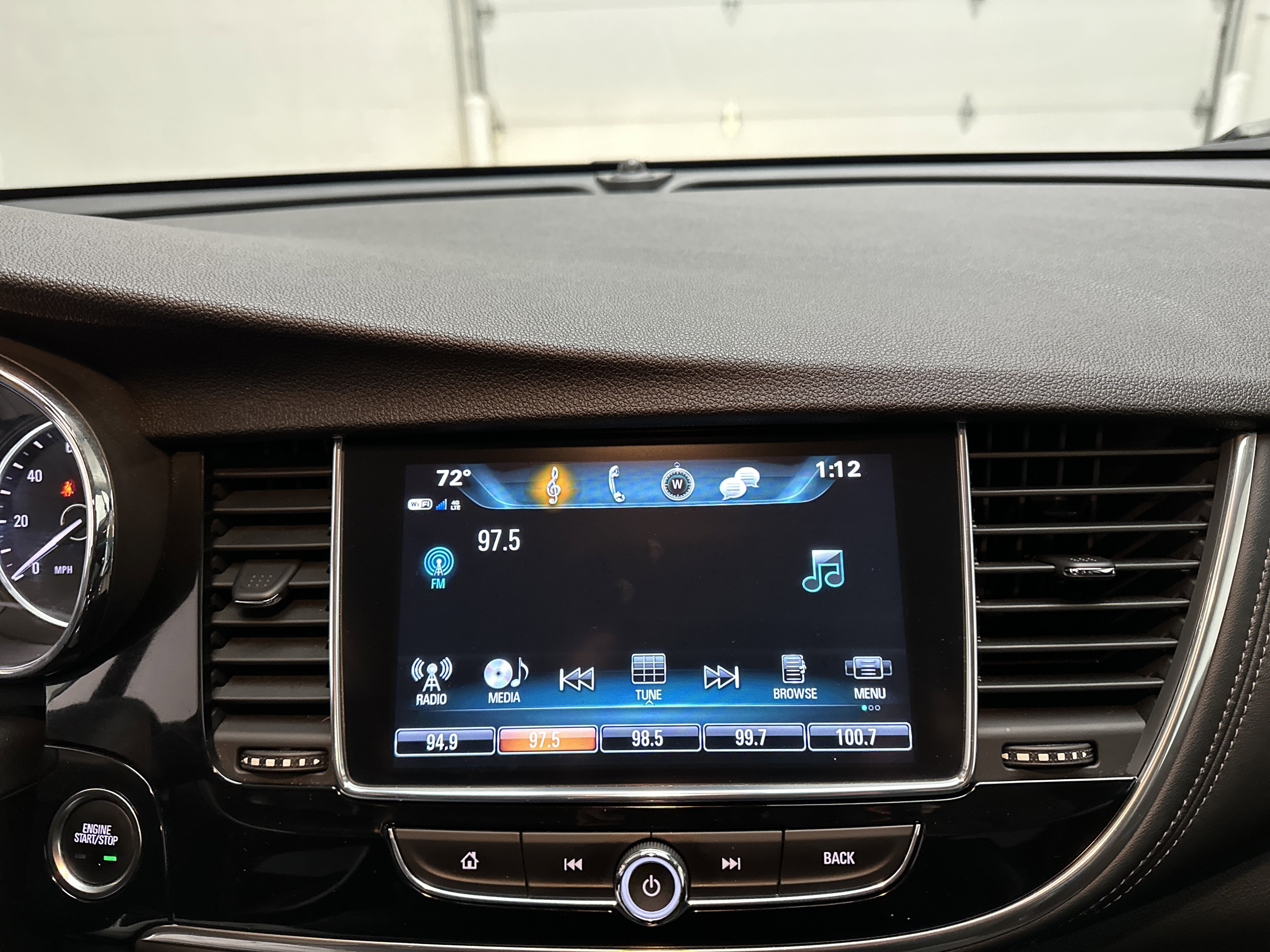 Used 2020 Buick Encore Preferred image 32