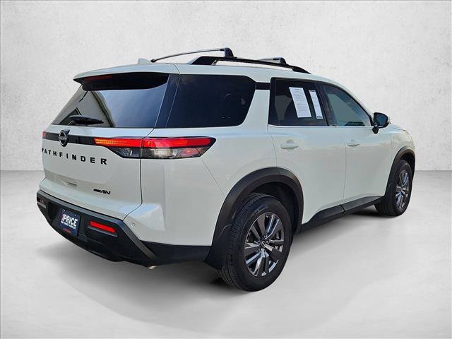 Used 2024 Nissan Pathfinder SV w/ Black Appearance Package FWD image 5