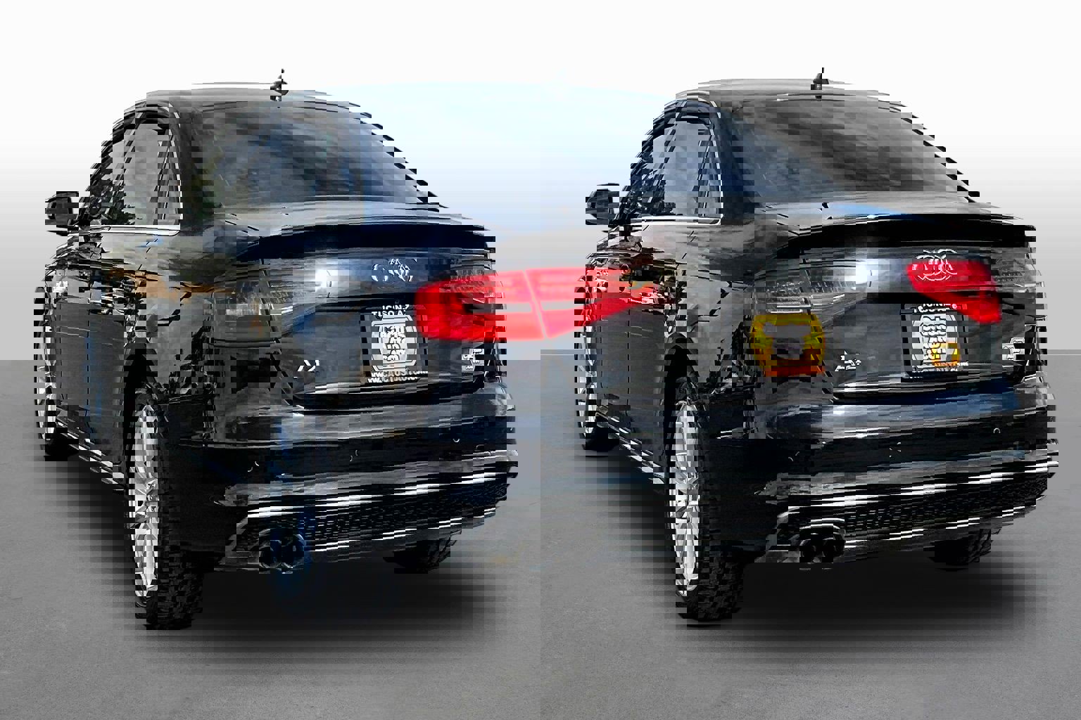 Used 2015 Audi A4 2.0T Premium Plus w/ Technology Package FWD image 11