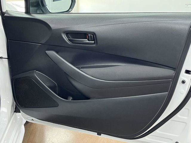 Used 2025 Toyota Corolla LE image 26