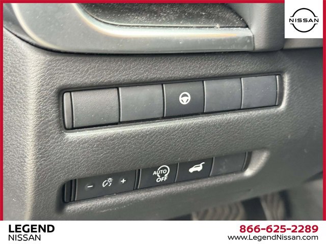 Certified 2024 Nissan Rogue SV image 18