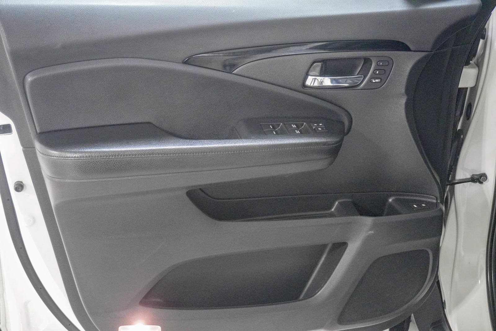 Used 2019 Honda Pilot Touring image 18
