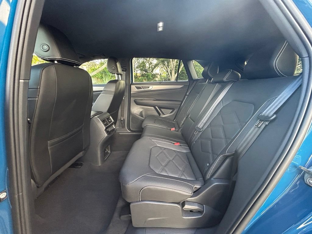 Used 2026 Volkswagen Atlas Cross Sport SE FWD image 30