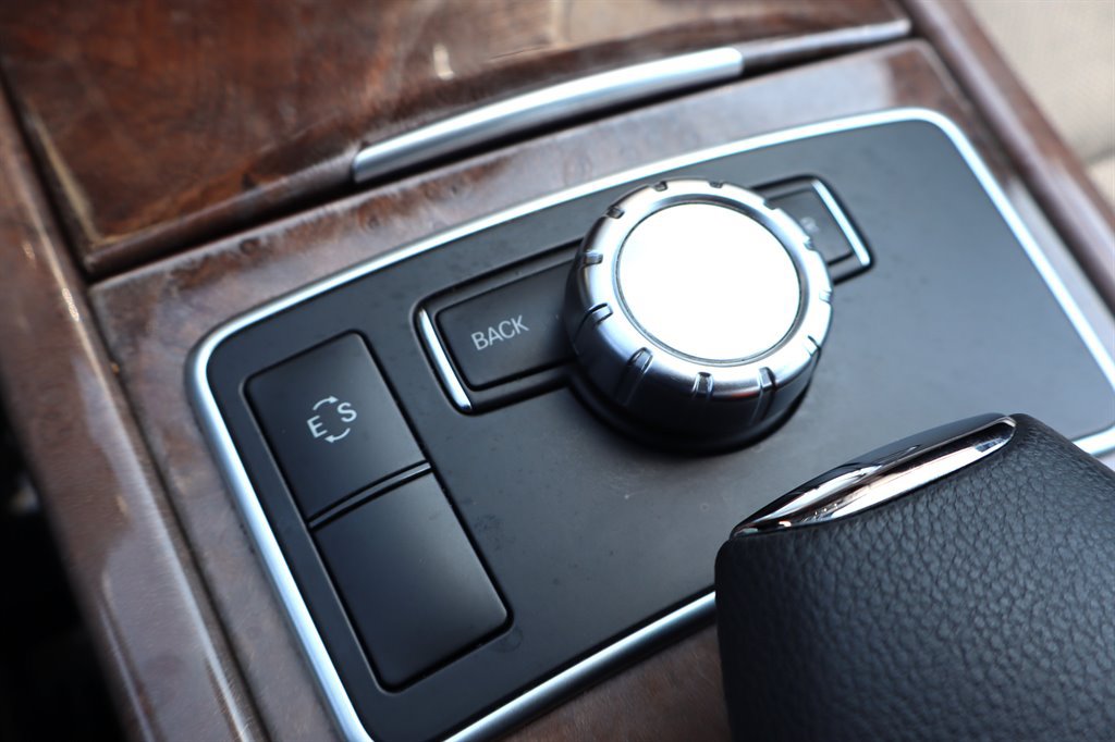 Used 2013 Mercedes-Benz E 350 BlueTEC Sedan image 31