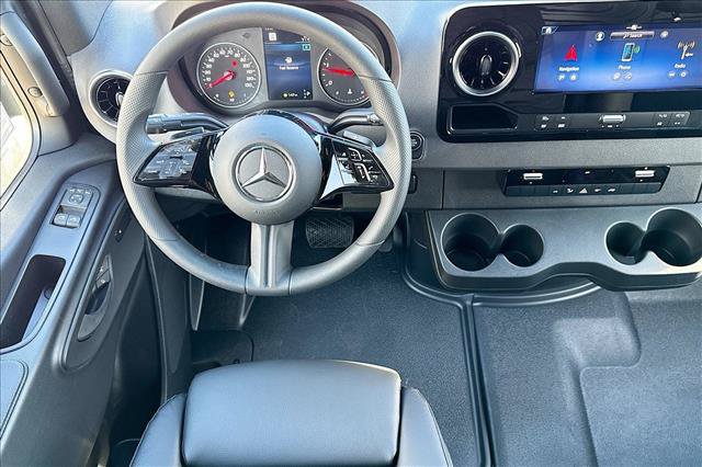 New 2026 Mercedes-Benz Sprinter 2500 image 19