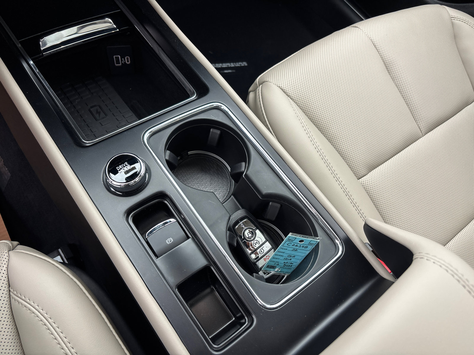 New 2026 Lincoln Corsair Premiere image 24