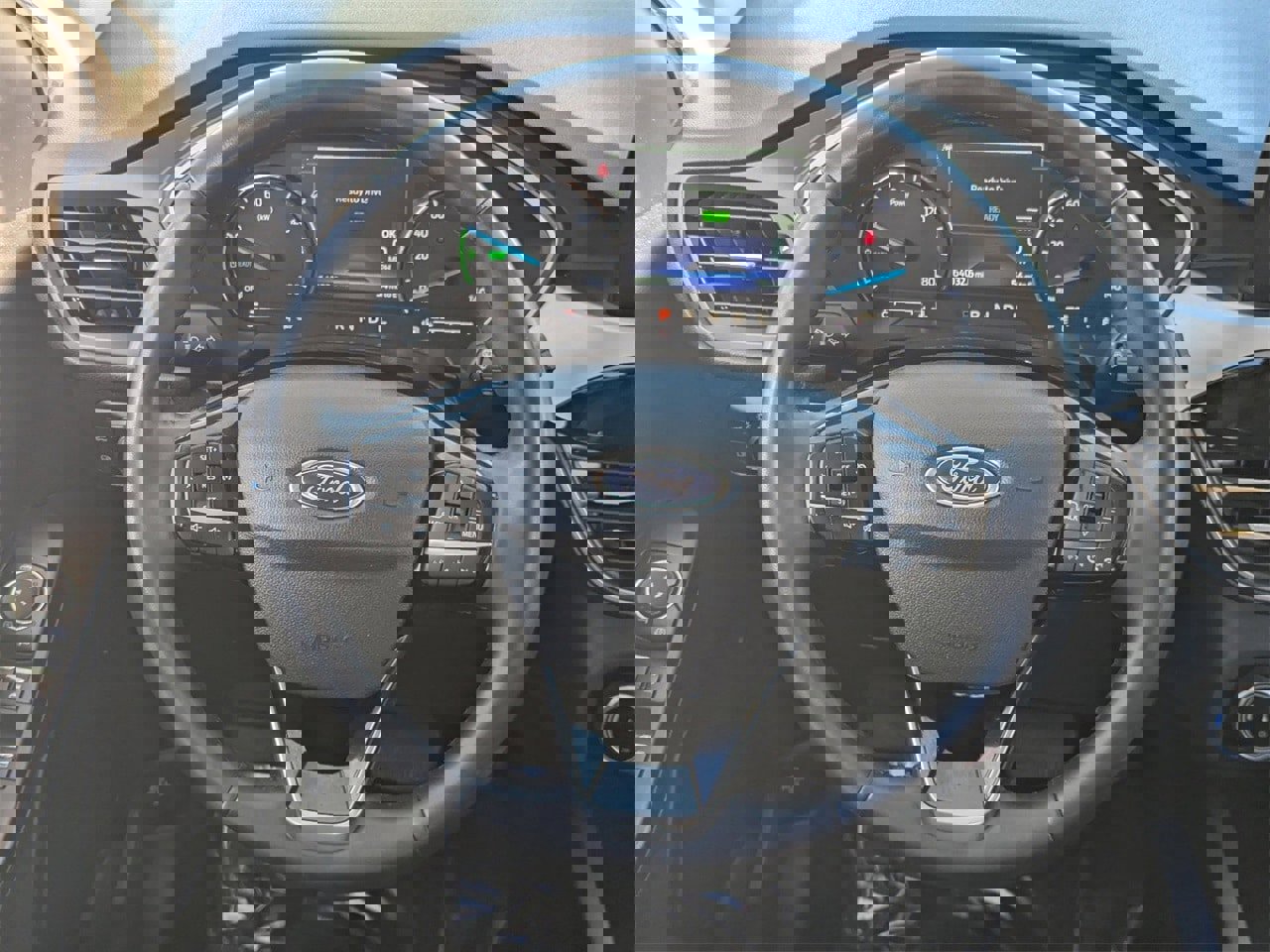 Used 2022 Ford Escape SE w/ Convenience Package image 16