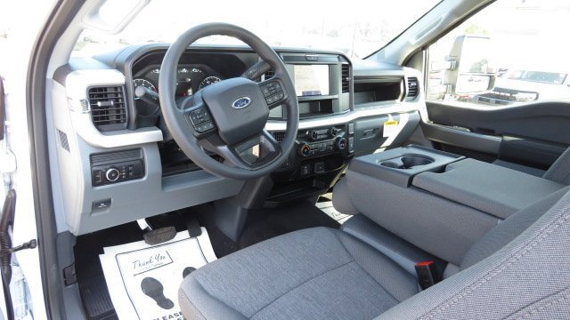 New 2026 Ford F350 XL image 2