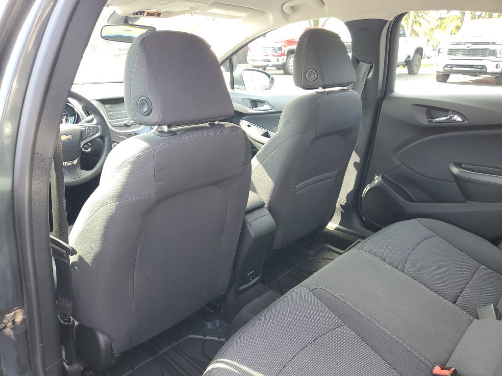 Used 2018 Chevrolet Cruze LT w/ Convenience Package FWD image 29