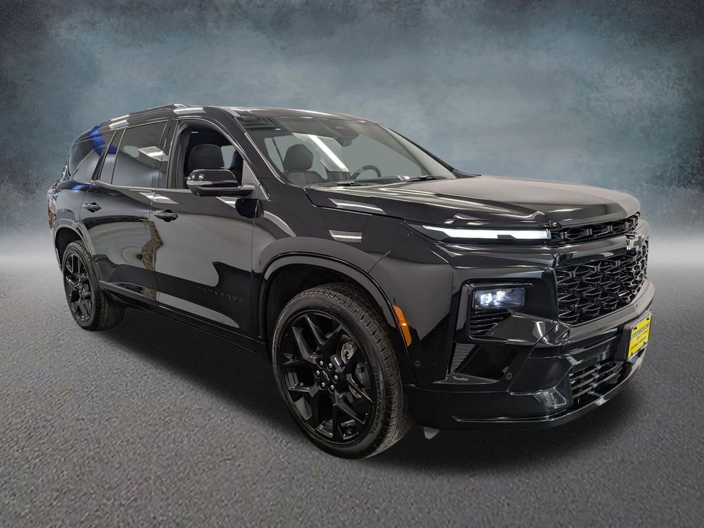 Used 2025 Chevrolet Traverse RS AWD/4WD image 3