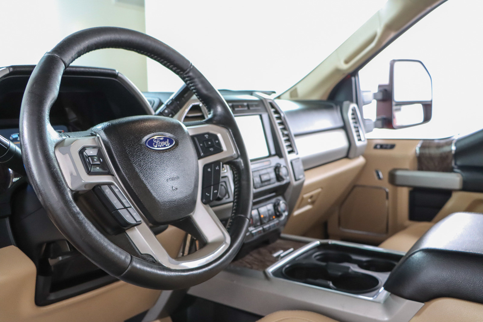 Used 2017 Ford F250 Lariat w/ Chrome Package AWD/4WD image 24