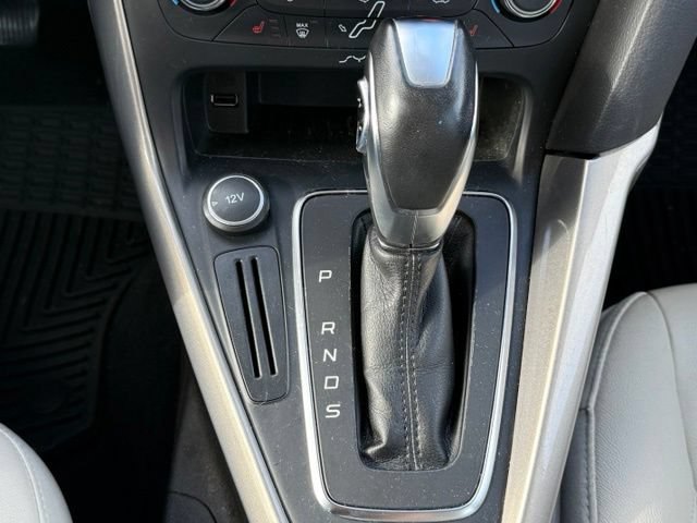 Used 2016 Ford Focus Titanium FWD image 26