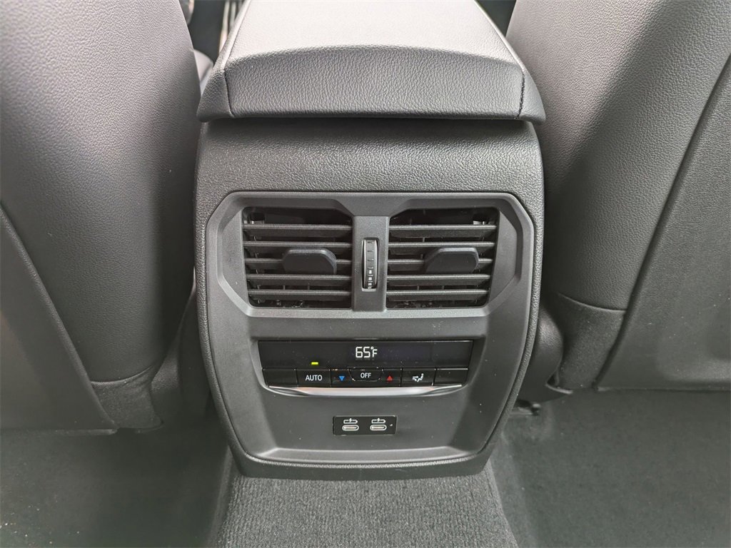 New 2026 BMW 330i xDrive Sedan w/ M Sport Package image 31