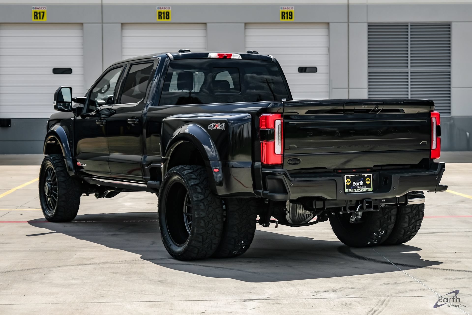Used 2026 Ford F450 Platinum w/ Platinum Plus Package AWD/4WD image 11