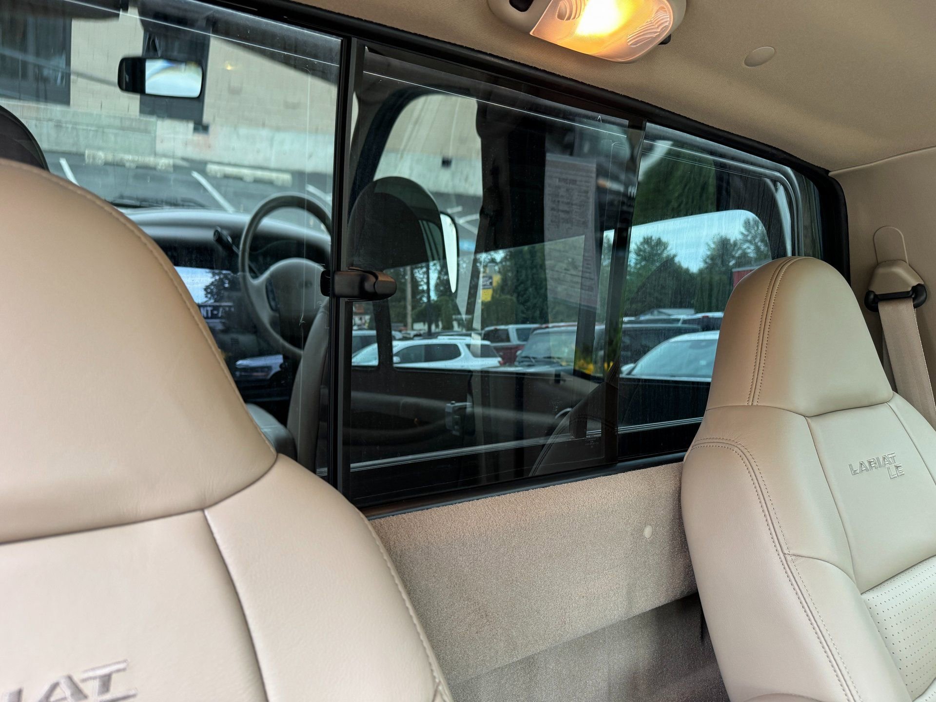 Used 2001 Ford F350 Lariat image 58