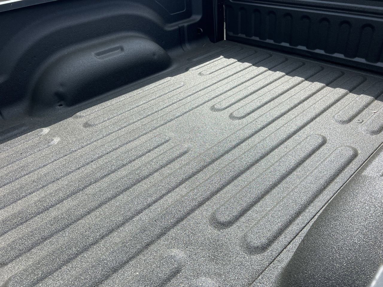 Used 2024 RAM 2500 Big Horn AWD/4WD image 7