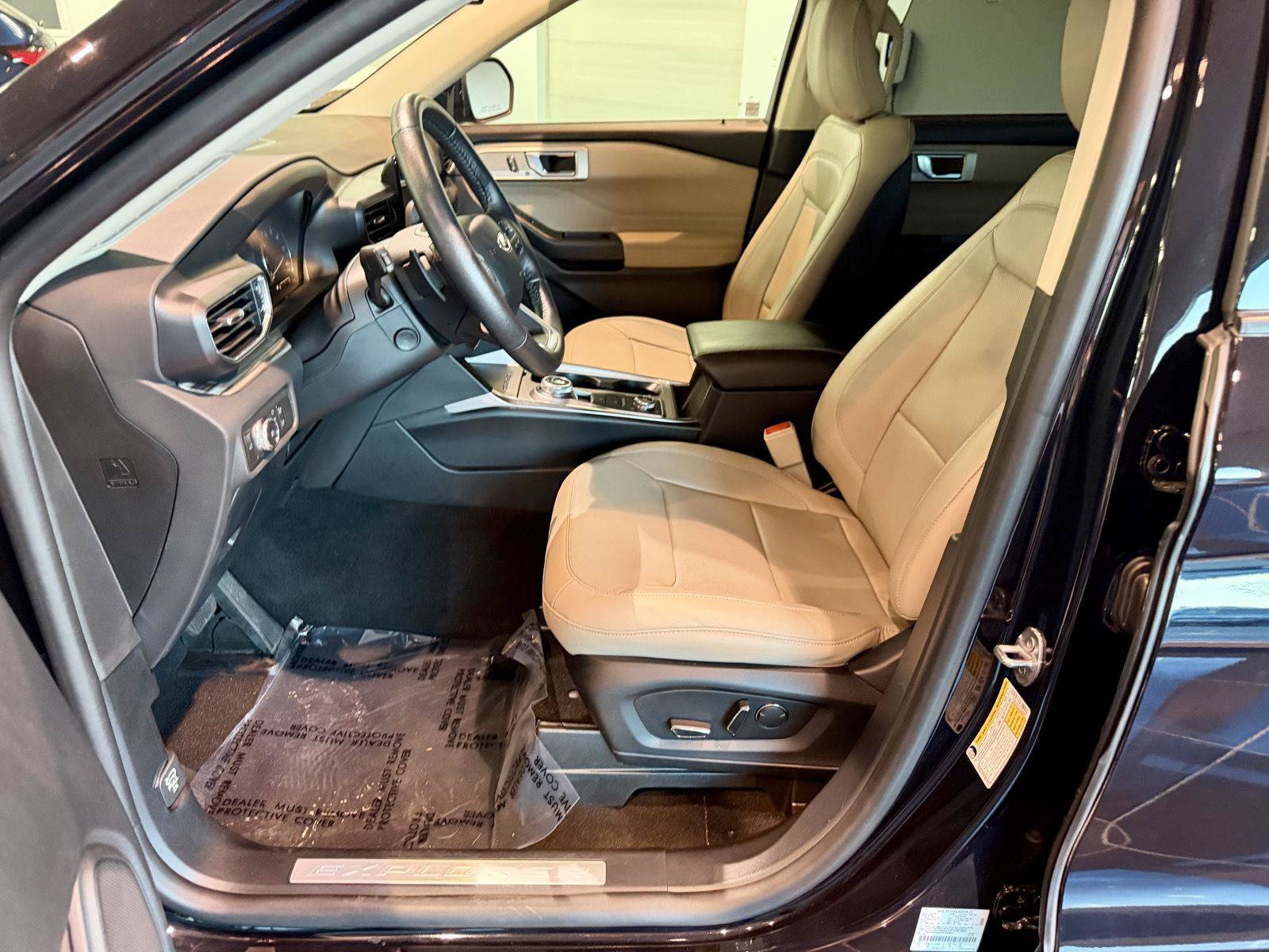 Used 2020 Ford Explorer Limited AWD/4WD image 36