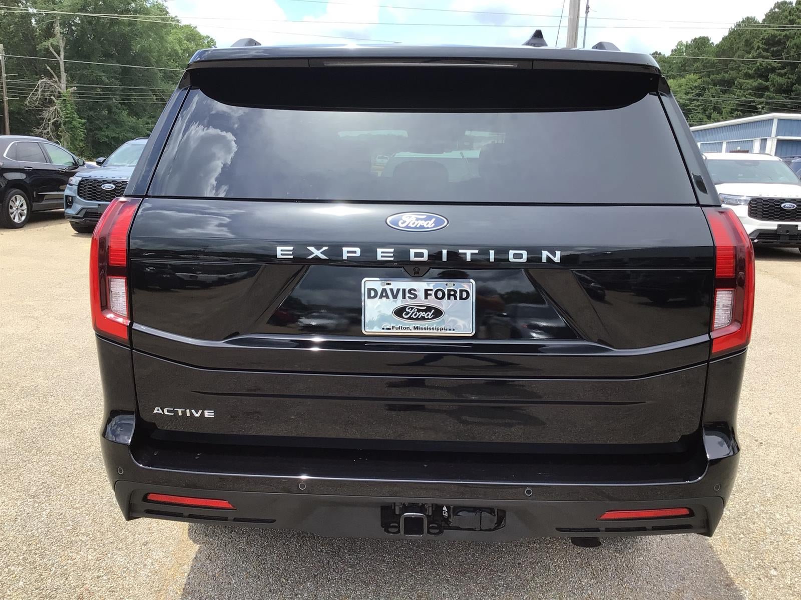 New 2026 Ford Expedition Active RWD image 10