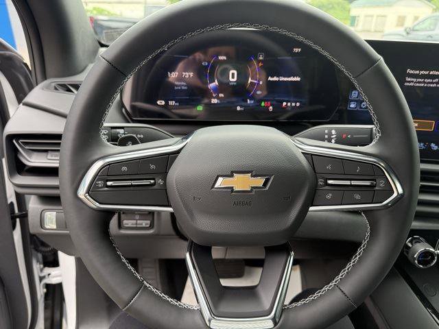 New 2025 Chevrolet Silverado EV LT image 10