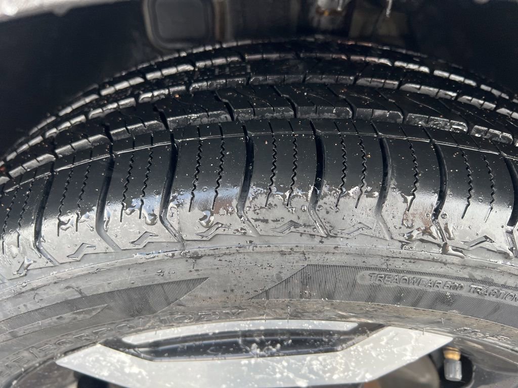 Certified 2023 Kia Telluride S w/ S Sunroof Package image 45