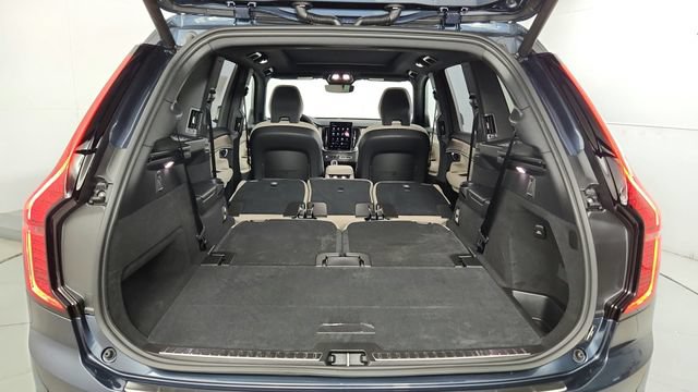New 2026 Volvo XC90 T8 Plus w/ Protection Package Premier AWD/4WD image 82