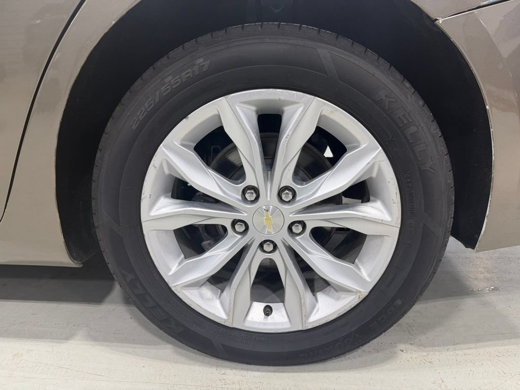 Used 2020 Chevrolet Malibu LT FWD image 10