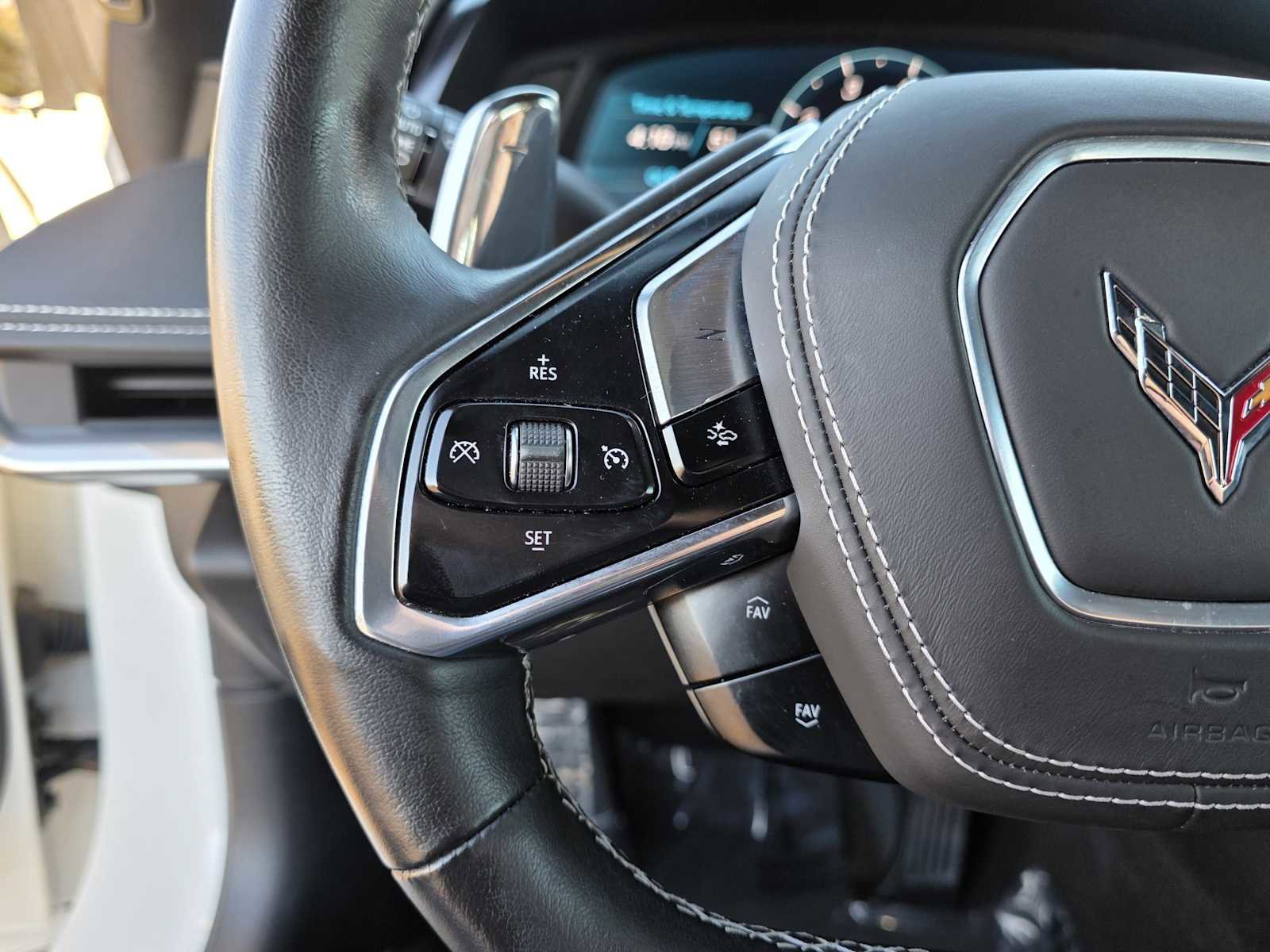 Used 2025 Chevrolet Corvette Stingray Premium Cpe w/ 3LT image 23