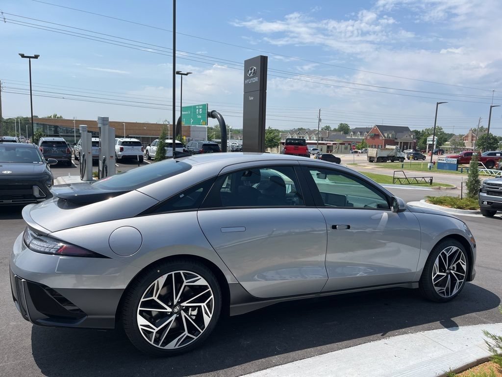 New 2024 Hyundai Ioniq 6 SEL AWD/4WD image 4