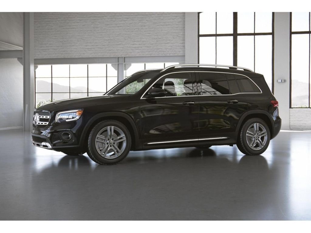 Used 2022 Mercedes-Benz GLB 250 4MATIC image 38