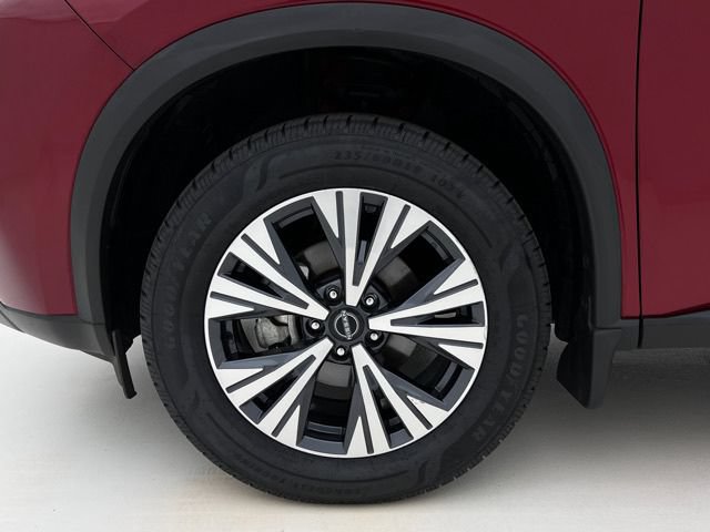 Used 2022 Nissan Rogue SV AWD/4WD image 25