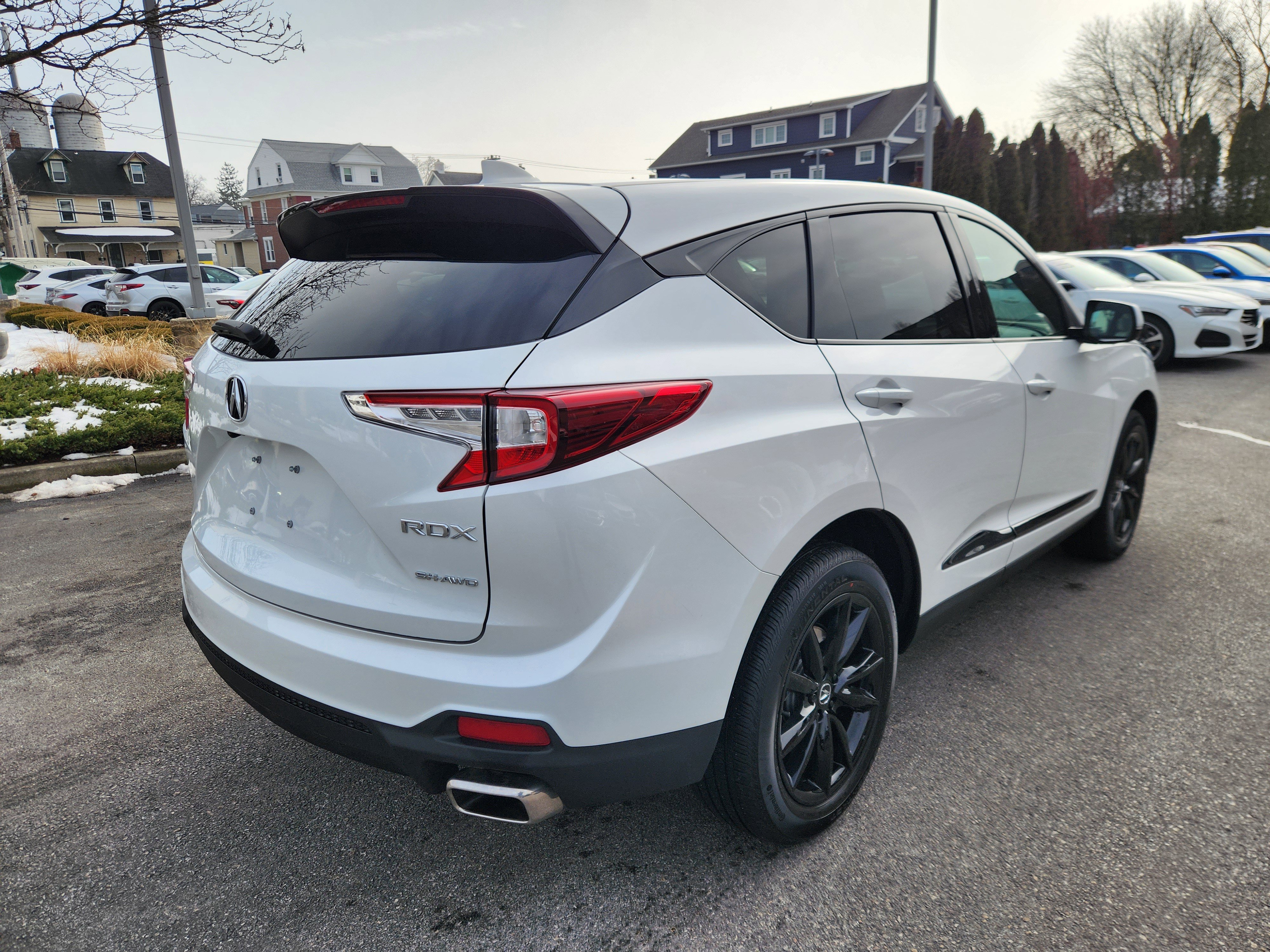 Certified 2025 Acura RDX SH-AWD image 4