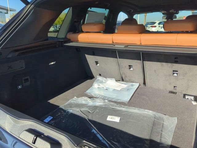 Used 2026 BMW X5 xDrive40i w/ M Sport Package image 23