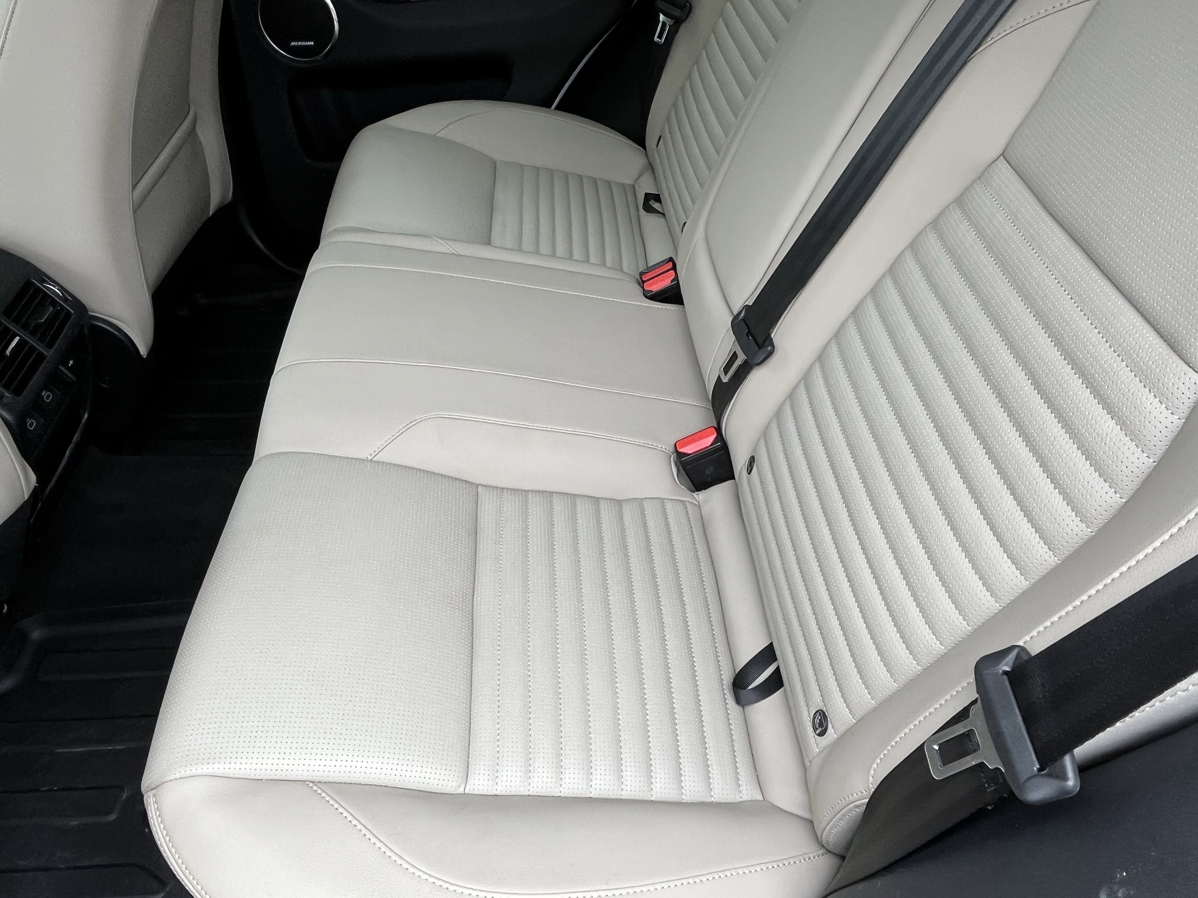 Used 2025 Land Rover Discovery Sport S AWD/4WD image 32