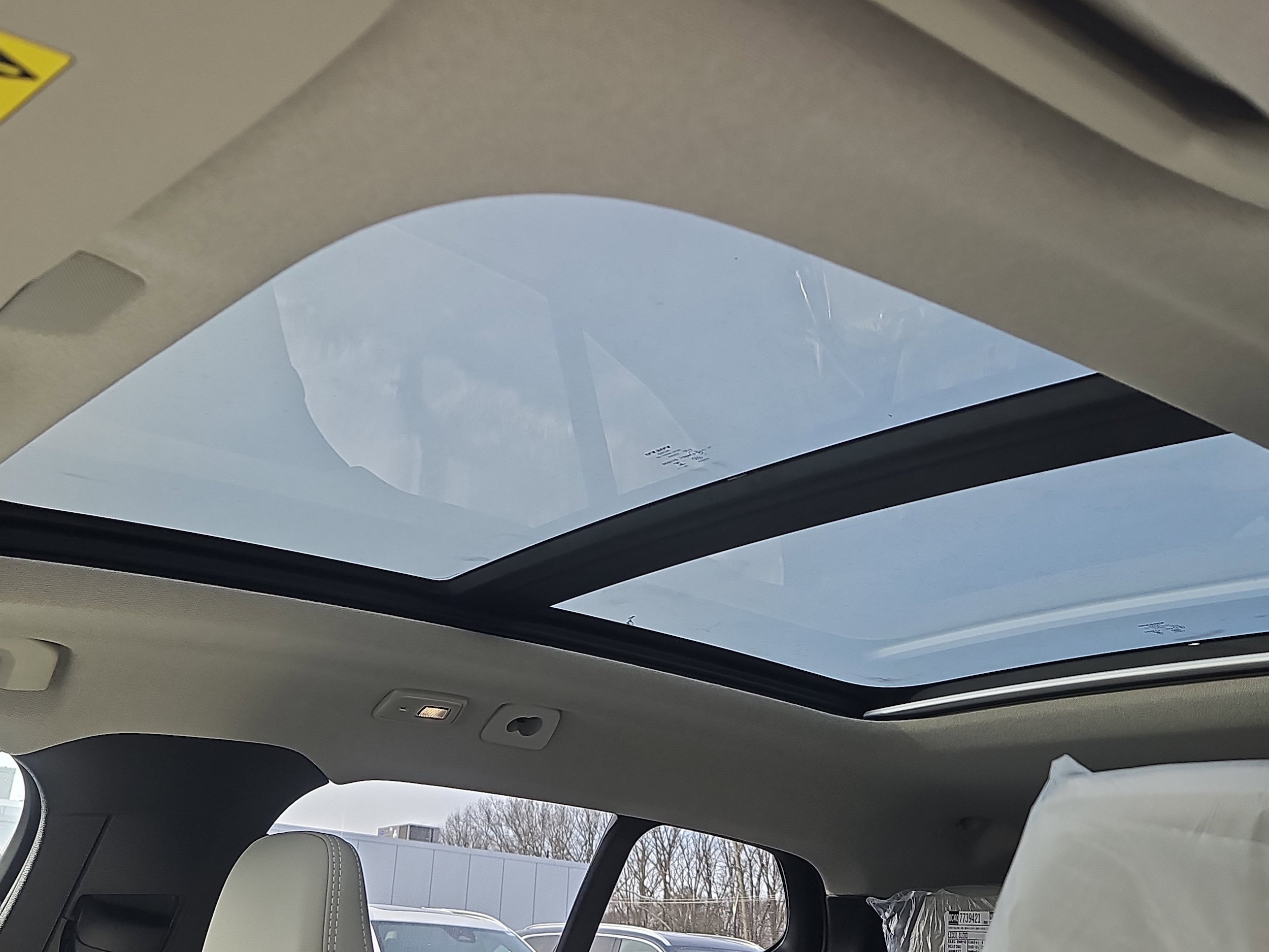New 2026 Volvo XC40 B5 Plus w/ Protection Package Premier AWD/4WD image 6