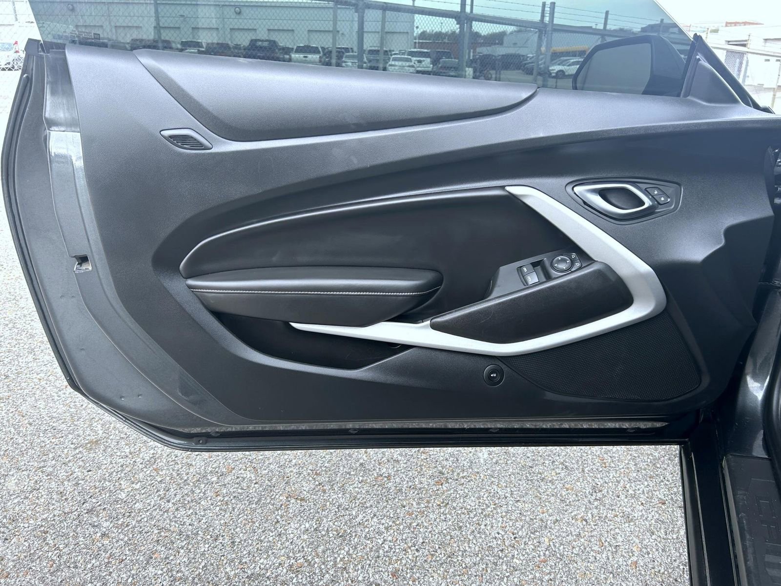 Certified 2018 Chevrolet Camaro SS image 9