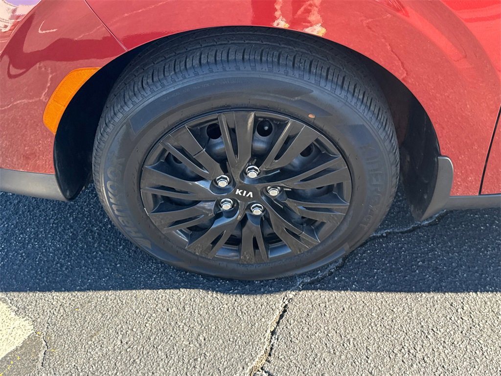 Used 2021 Kia Soul LX image 12