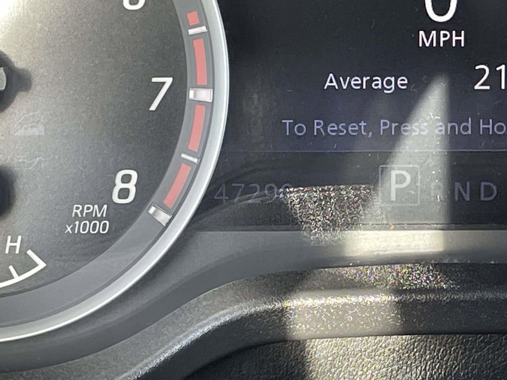 Used 2022 Nissan Titan SV image 37