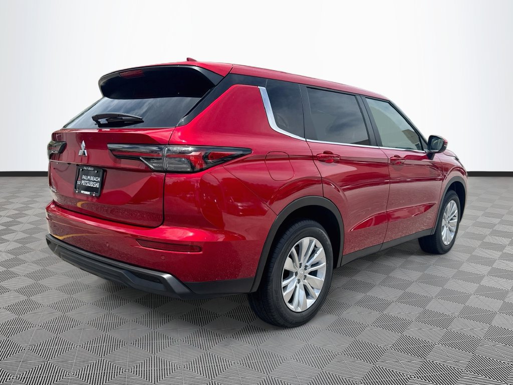 New 2026 Mitsubishi Outlander ES FWD image 5