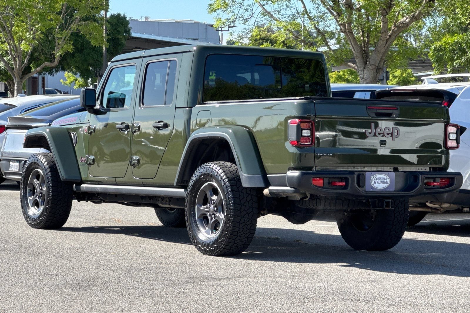 Used 2022 Jeep Gladiator Rubicon w/ LED Lighting Group AWD/4WD image 6