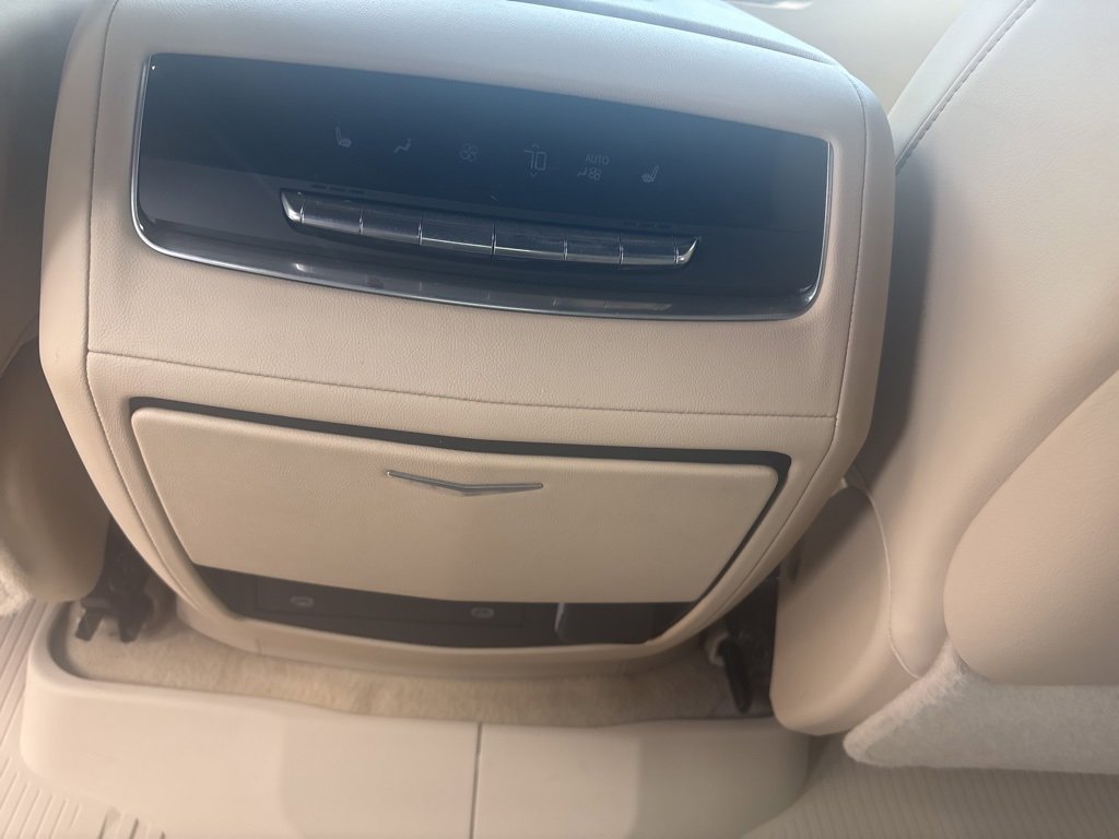 Used 2023 Cadillac Escalade Premium Luxury w/ Performance Package image 41